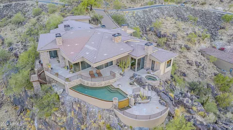 5715 E Cheney Dr, Paradise Valley, AZ 85253