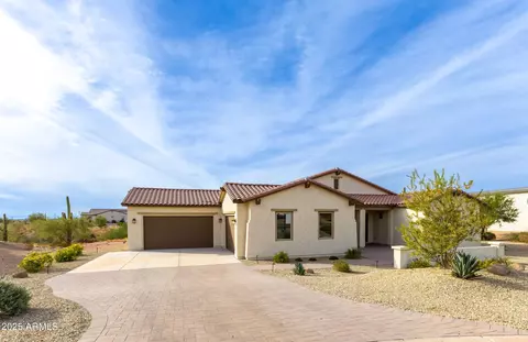 562 N Sun Rd, Apache Junction, AZ 85119