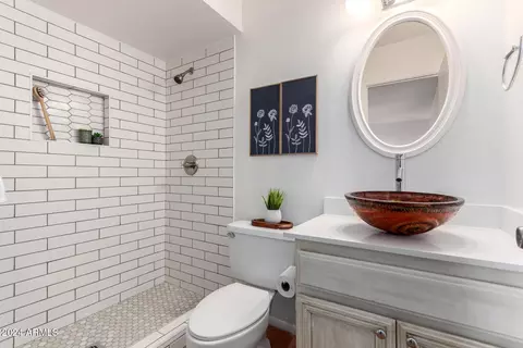 1014 E Michigan Ave, Phoenix, AZ 85022 photo 7
