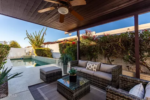 1014 E Michigan Ave, Phoenix, AZ 85022 photo 2