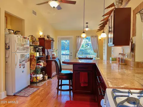 Kitchen - 9 Spring Cyn, Bisbee, AZ 85603 photo 5 of 6
