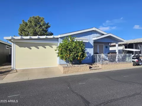 650 N Hawes Rd #2731, Mesa, AZ 85207