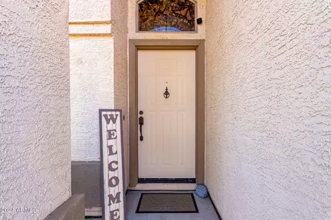 3949 E Monona Dr, Phoenix, AZ 85050 photo 4