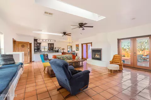 8590 E Nevada Dr, Hereford, AZ 85615 photo 9