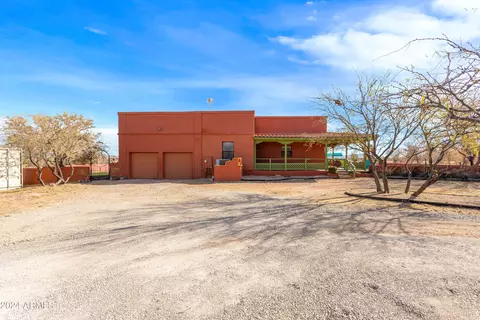 8590 E Nevada Dr, Hereford, AZ 85615 photo 5