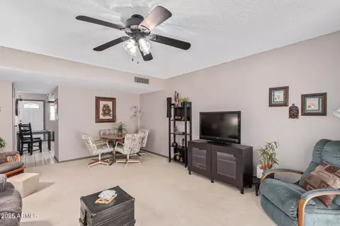 459 S Greenside Ct, Mesa, AZ 85208