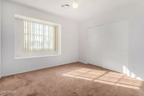 422 E Taro Ln, Phoenix, AZ 85024 photo 21