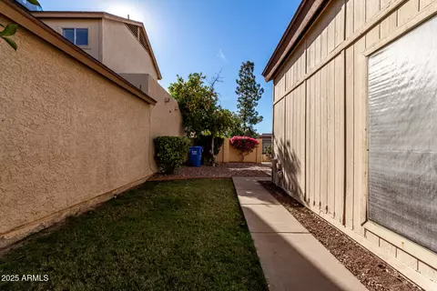 422 E Taro Ln, Phoenix, AZ 85024 photo 30