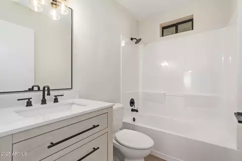3835 E Grove Ave, Mesa, AZ 85206 photo 8