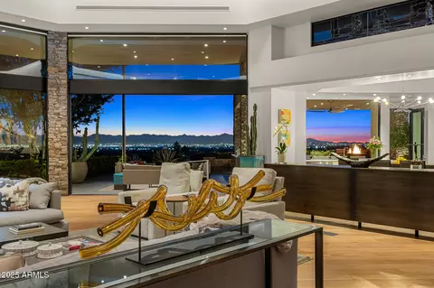 5630 E Rockridge Rd, Phoenix, AZ 85018