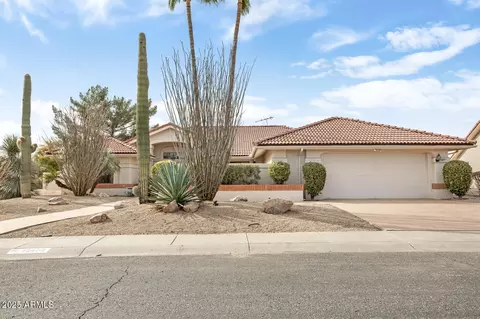 18402 N 137th Dr, Sun City West, AZ 85375