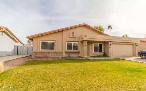 2231 W Manor St, Chandler, AZ 85224