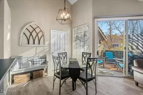 Dining - 1633 E Lakeside Dr #113, Gilbert, AZ 85234 photo 2 of 3