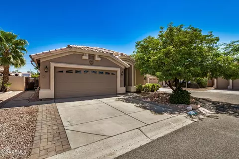 17775 N Lainie Ct, Surprise, AZ 85374