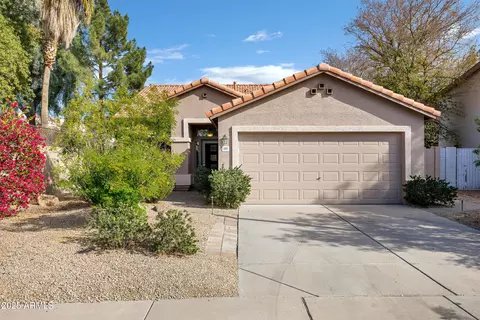 297 N Slate St, Gilbert, AZ 85234