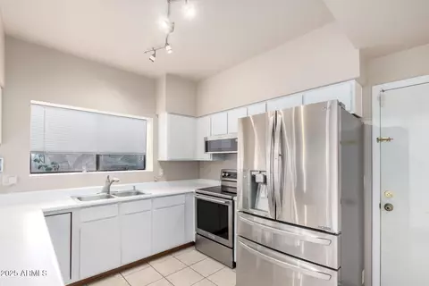 4610 E Bluefield Ave, Phoenix, AZ 85032 photo 16