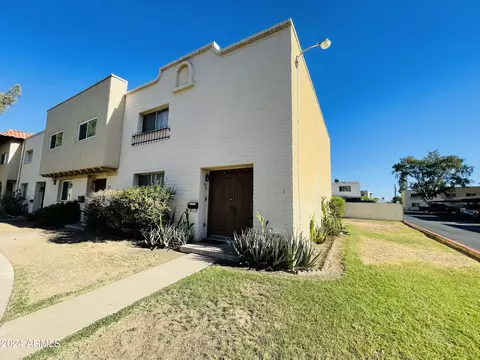 1924 W Hazelwood Pkwy W, Phoenix, AZ 85015