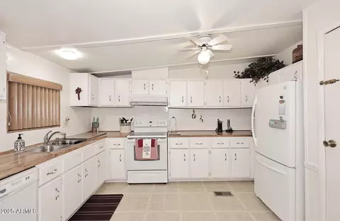 2955 E Piute Ave, Phoenix, AZ 85050 photo 3