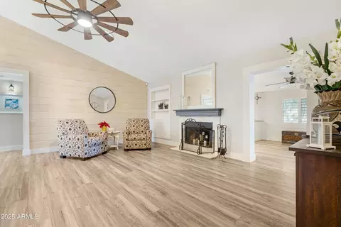 930 E Kristal Way, Phoenix, AZ 85024 photo 5