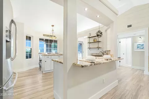 930 E Kristal Way, Phoenix, AZ 85024 photo 4