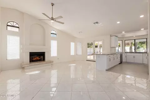Living - 1437 W Iris Dr, Gilbert, AZ 85233 photo 16 of 20