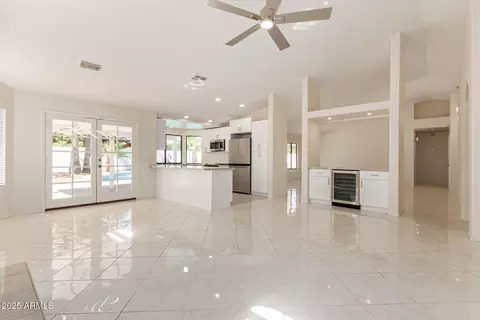 Living - 1437 W Iris Dr, Gilbert, AZ 85233 photo 17 of 20