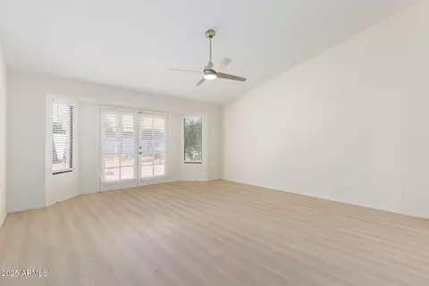 Living - 1437 W Iris Dr, Gilbert, AZ 85233 photo 19 of 20