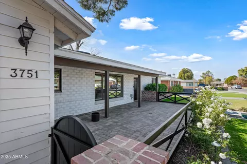 3751 E Fairmount Ave, Phoenix, AZ 85018 photo 4