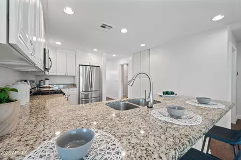 3751 E Fairmount Ave, Phoenix, AZ 85018 photo 18
