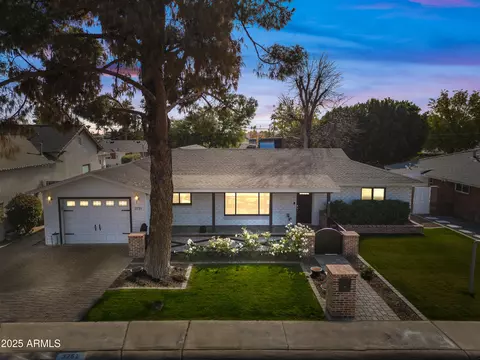 3751 E Fairmount Ave, Phoenix, AZ 85018 photo 3
