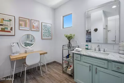 3655 E Louise Dr, Phoenix, AZ 85050 photo 17