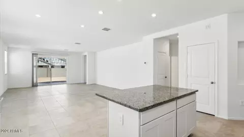36061 W San Ildefanso Ave, Maricopa, AZ 85138 photo 5