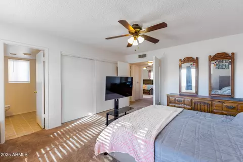 Bedroom - 3953 W Evans Dr, Phoenix, AZ 85053 photo 1 of 5