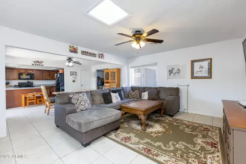Living - 3953 W Evans Dr, Phoenix, AZ 85053 photo 3 of 3
