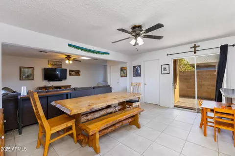 Dining - 3953 W Evans Dr, Phoenix, AZ 85053 photo 1 of 4