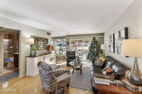 707 S Desert Flower Dr S, Mesa, AZ 85208