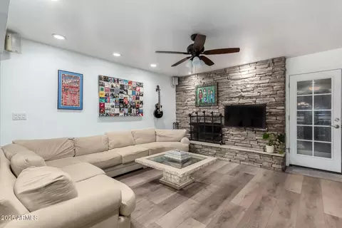 4440 E Juniper Ave, Phoenix, AZ 85032 photo 4