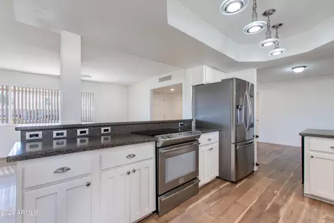 2502 E Huntington Dr, Tempe, AZ 85282 photo 11