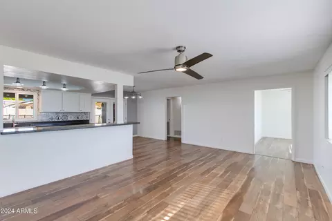 2502 E Huntington Dr, Tempe, AZ 85282 photo 7