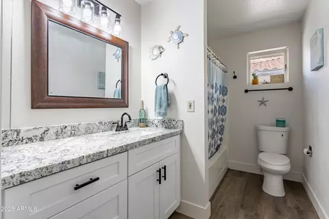 Bath - 8039 E Madero Ave, Mesa, AZ 85209 photo 4 of 7