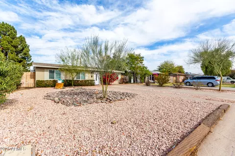 2704 E Fairmount Ave, Phoenix, AZ 85016 photo 5