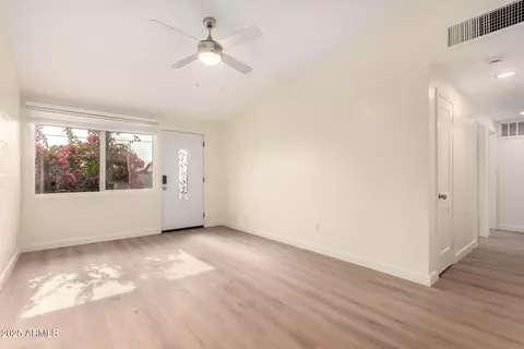 2704 E Fairmount Ave, Phoenix, AZ 85016 photo 11