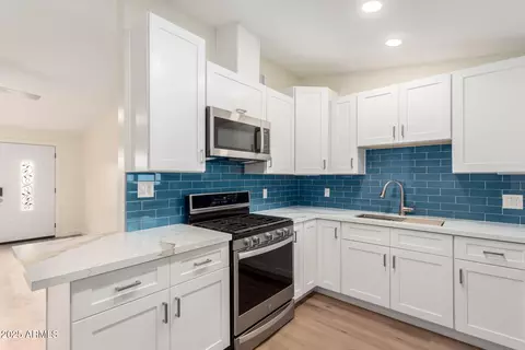 2704 E Fairmount Ave, Phoenix, AZ 85016 photo 15