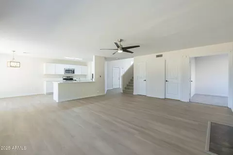 Living - 1400 E Orchid Ln, Gilbert, AZ 85296 photo 5 of 7