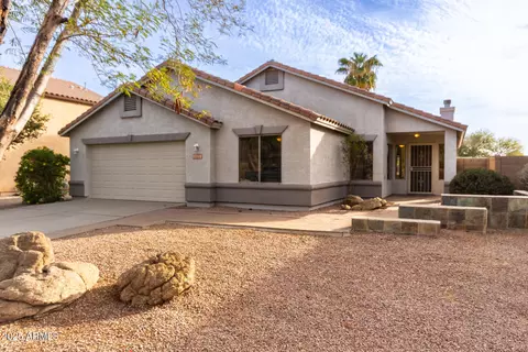 1427 S Western Skies Dr, Gilbert, AZ 85296