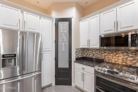Kitchen - 3770 E Graythorn Way, Coolidge, AZ 85128 photo 3 of 6