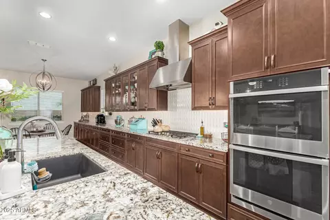 22898 N 94th Ln, Peoria, AZ 85383