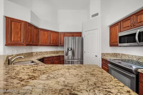 6623 E Oasis St, Mesa, AZ 85215 photo 4