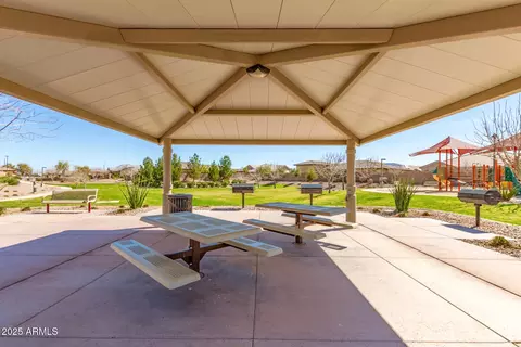 View/Area - 2283 E Aris Dr, Gilbert, AZ 85298 photo 1 of 8