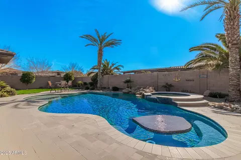 Exterior - 2283 E Aris Dr, Gilbert, AZ 85298 photo 5 of 9
